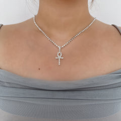 Crosspendant rhinestone necklace