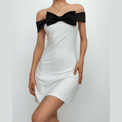 Bowknot applique contrast off shoulder backless mini dress