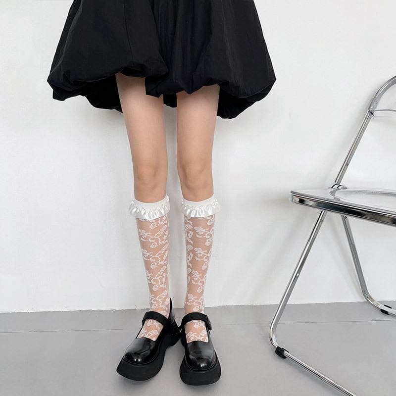 Flowers pattern mesh knee high socks