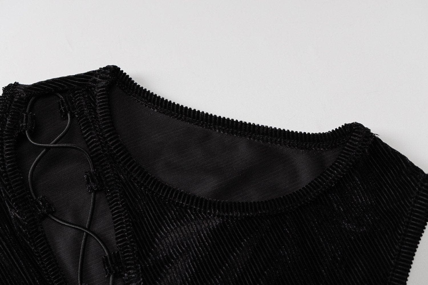 Crewneck lace up sleeveless ribbed crop top