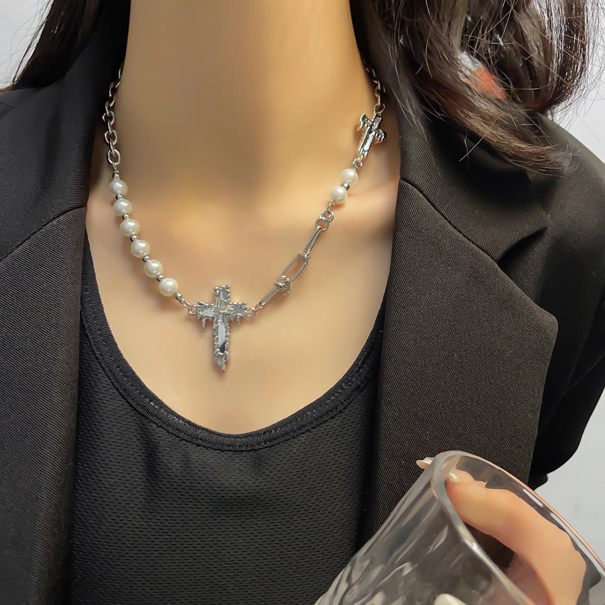 Faux pearl beaded cross decor necklace